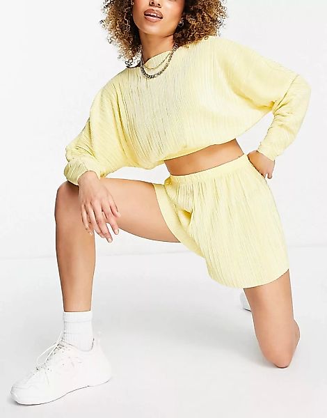 ASOS DESIGN – Plissierte Strand-Shorts in Gelb, Kombiteil günstig online kaufen