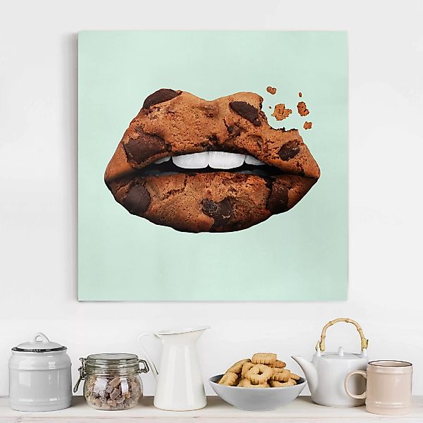 Leinwandbild Küche - Quadrat Lippen mit Keks günstig online kaufen