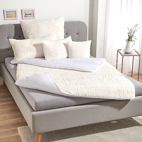 TRAUMSCHLAF Kunstfaserbettdecke Teddy Flausch, Füllung: 100% günstig online kaufen