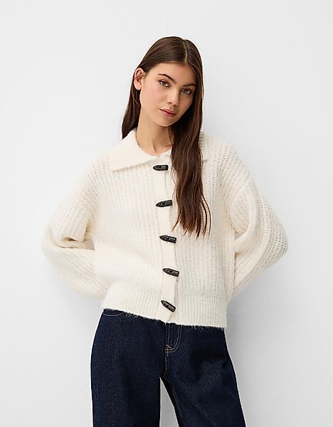 Bershka Strickjacke Mit Polo-Kragen Und Knöpfen Damen S Weiss günstig online kaufen