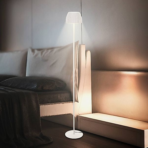 LED-Stehlampe Loca, altweiß, Höhe 123 cm, Kunststoff/Metall günstig online kaufen