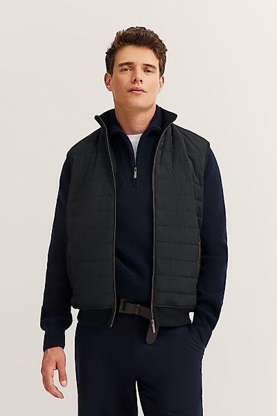 bugatti Steppweste "Regular Fit", mit Reißverschluss und aus einem Baumwoll günstig online kaufen