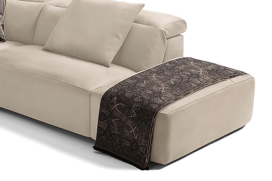 Egoitaliano Ecksofa »Beverly, extravangantes Designsofa mit erstklassigem S günstig online kaufen