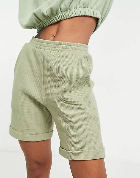 Skylar Rose – Gerippte Shorts in Khaki mit hohem Bund, Kombiteil-Grün günstig online kaufen