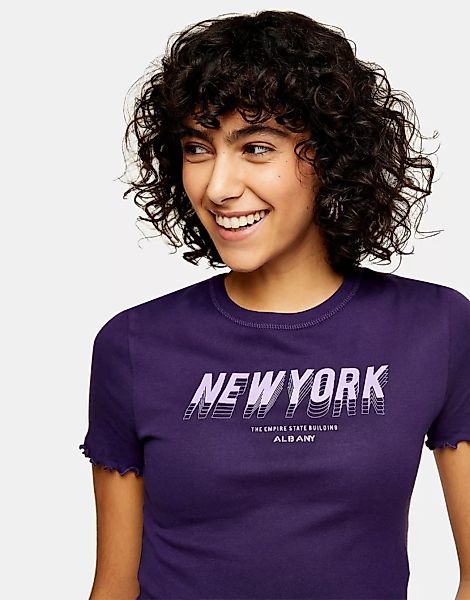 Topshop – New York – T-Shirt in Lila mit gekräuseltem Saum günstig online kaufen