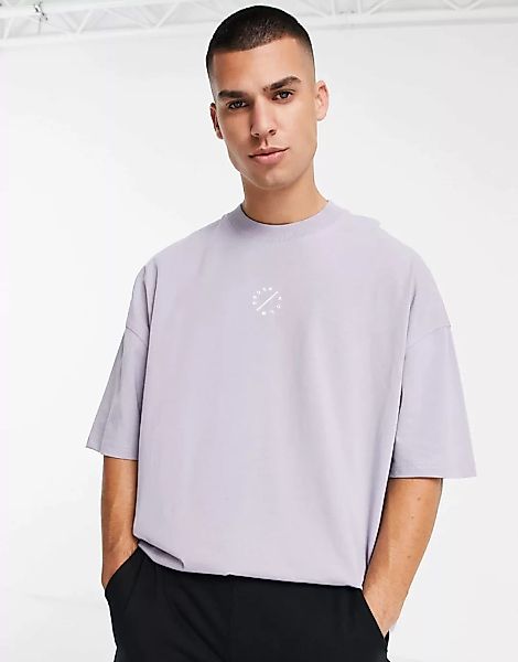 Topman – Oversized T-Shirt in Grau mit Stockholm-Aufnäher aus Gummi günstig online kaufen