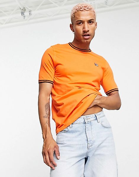 Fila – Euro – T-Shirt mit Logo und farblich abgesetzten Abschlüssen in Oran günstig online kaufen