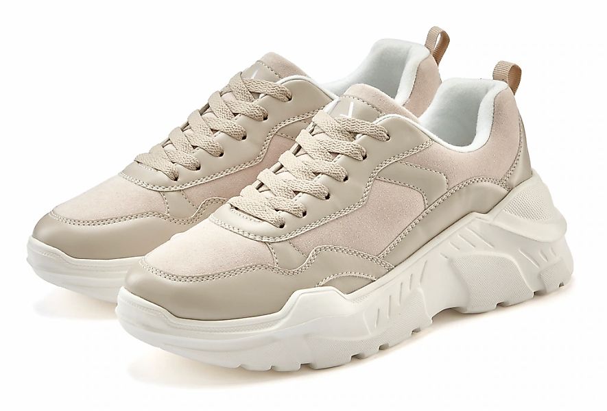 LASCANA Sneaker, Halbschuh, Sportschuh, leichte Chunky Sohle, weiche Innens günstig online kaufen