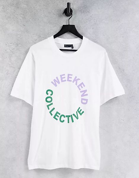 ASOS – Weekend Collective – Oversize-T-Shirt in Weiß mit farbigem Logo günstig online kaufen