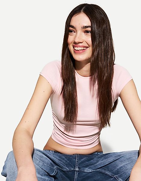 Bershka T-Shirt Mit Kurzen Ärmeln Und Seitlicher Raffung Damen S Rosa günstig online kaufen