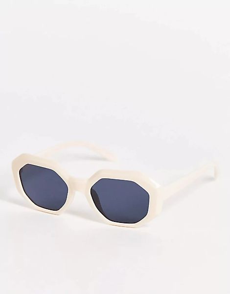 AJ Morgan – Sechseckige Sonnenbrille für Damen in Creme-Weiß günstig online kaufen