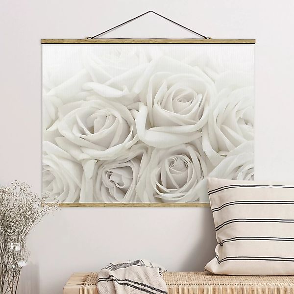 Stoffbild Blumen mit Posterleisten - Querformat Weiße Rosen günstig online kaufen