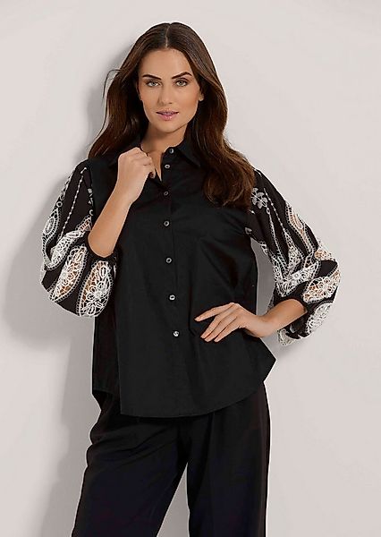 MADELEINE Hemdbluse Elegante Bluse mit Lochstickerei Hemdbluse mit Hemdkrag günstig online kaufen