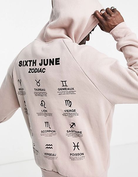 Sixth June – Oversized-Kapuzenpullover in Sanftrosa mit Zodiac-Rückenprint günstig online kaufen