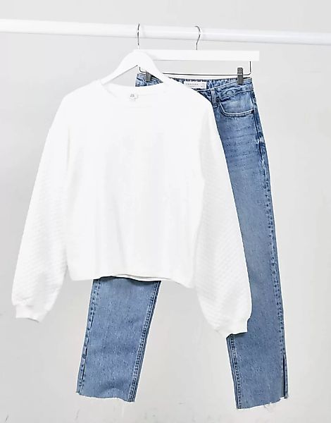 River Island – Weißes Sweatshirt mit gesteppten Ärmeln günstig online kaufen