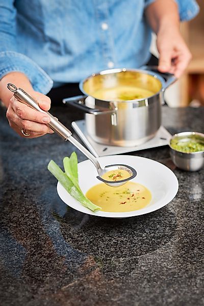 RÖSLE Soßenlöffel Schöpflöffel mit Aufhängeöse, Edelstahl 18/10, spülmaschi günstig online kaufen