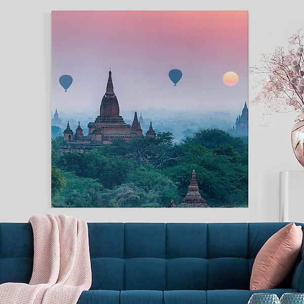 Leinwandbild Heißluftballons über Tempelanlage günstig online kaufen