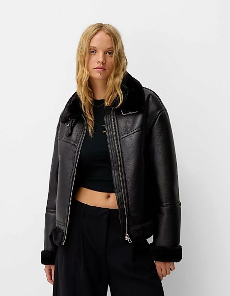 Bershka Doubleface-Jacke Aus Kunstfell Damen M Schwarz günstig online kaufen