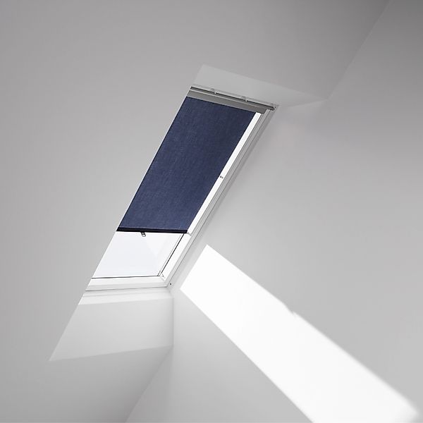 Velux Sichtschutzrollo mit Haltekrallen RG 089 9050 Blau günstig online kaufen