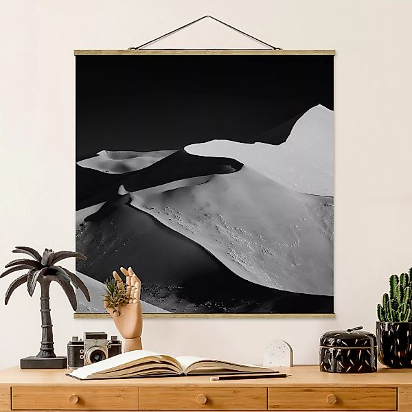 Stoffbild Landschaft mit Posterleisten - Quadrat Wüste - Abstrakte Dünen günstig online kaufen