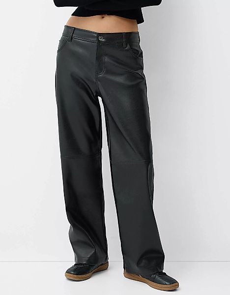 Bershka Straight-Cargohose Aus Kunstleder Damen Xl Schwarz günstig online kaufen