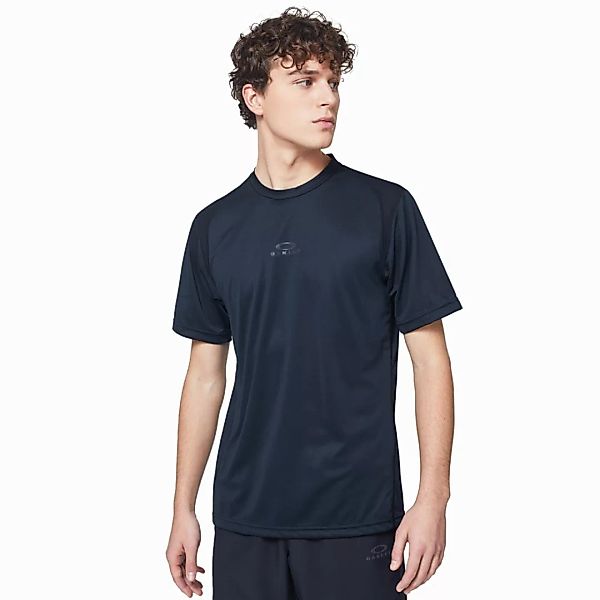 Oakley Foundational Training Short Sleeve Blackout günstig online kaufen