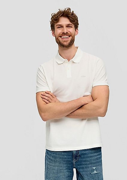 s.Oliver Kurzarmshirt Polo-Shirt Poloshirt mit Logo-Stickerei und Knopfleis günstig online kaufen