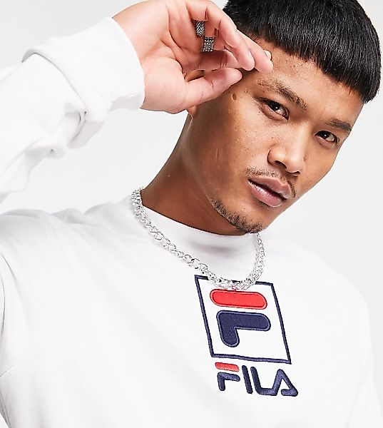 Fila – Sweatshirt in Weiß mit großem Box-Logo, exklusiv bei ASOS günstig online kaufen
