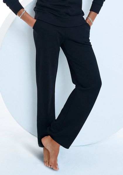 Bench. Loungewear Loungehose Relaxhose mit Logostickerei und Eingrifftasche günstig online kaufen