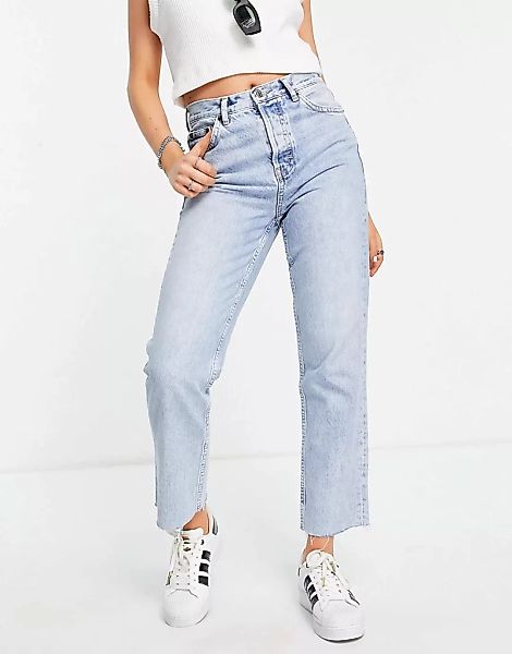 Topshop – Editor – Jeans mit unversäuberten Kanten und Bleach-Waschung-Blau günstig online kaufen