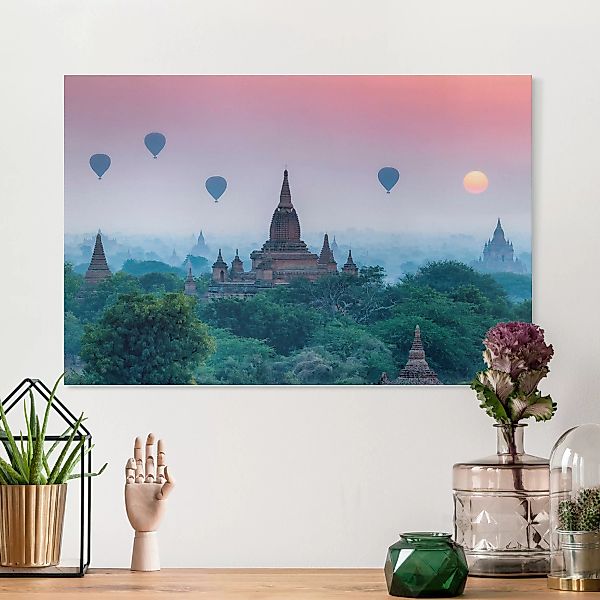 Leinwandbild Heißluftballons über Tempelanlage günstig online kaufen