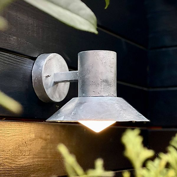 Dyberg Larsen Außen-Wandlampe Venice, galvanisiert, Ø 20 cm günstig online kaufen