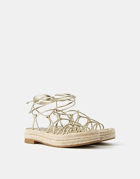 Bershka Flache Jute-Sandalen Mit Schnürung Damen 40 Gold günstig online kaufen