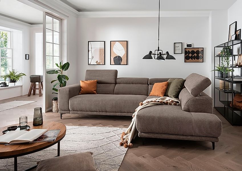 alina Ecksofa "Hikari", wahlweise mit Sitzvorzug, in modernem Cordstoff, Br günstig online kaufen