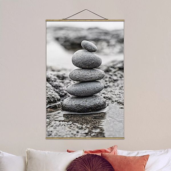Stoffbild mit Posterleisten - Hochformat Steinturm im Wasser günstig online kaufen