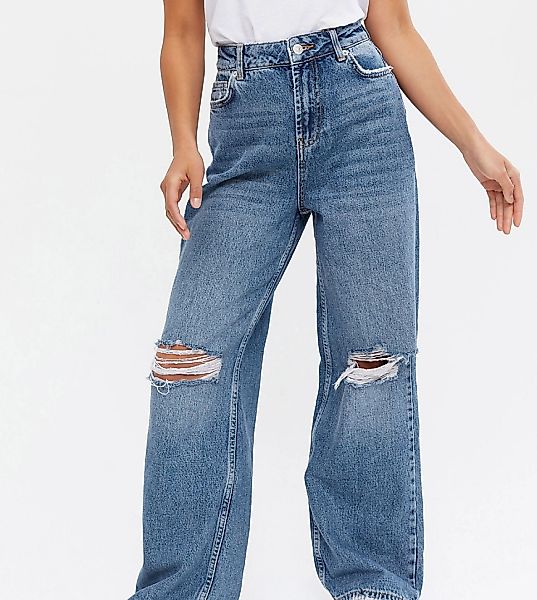 New Look Petite – Zerrissene Jeans mit weitem Bein in Hellblau günstig online kaufen