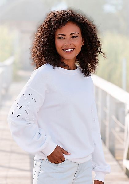 Vivance Sweatshirt, mit Lochstickerei, weicher Baumwoll-Mix günstig online kaufen