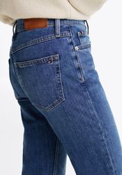 Tommy Hilfiger Straight-Jeans "CLASSIC STRAIGHT" mit leichten Fadeout-Effek günstig online kaufen
