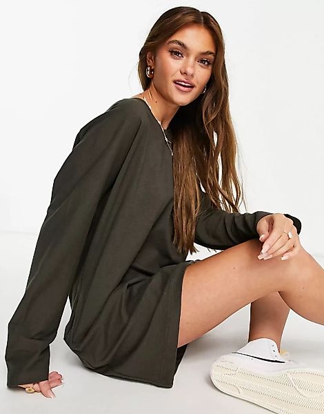 Miss Selfridge – Langärmliges T-Shirt-Kleid in Khaki-Grün günstig online kaufen