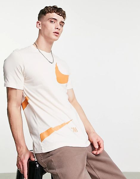 Nike – T-Shirt mit Swoosh-Logo in Blassorange günstig online kaufen