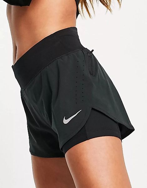Nike Running – Eclipse – Schwarze 2-in-1 Shorts günstig online kaufen