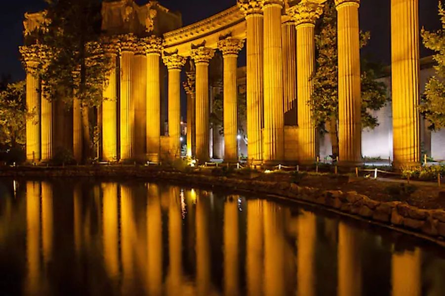 Papermoon Fototapete »Antike Säulen bei Nacht« günstig online kaufen