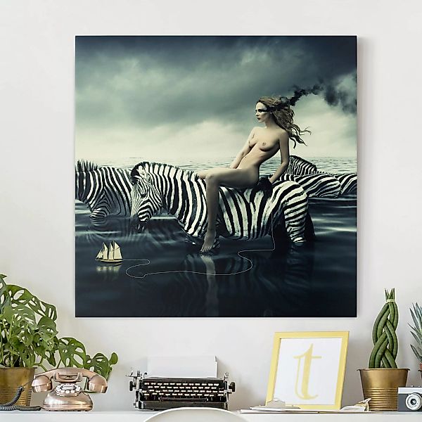 Leinwandbild Akt & Erotik - Quadrat Frauenakt mit Zebras günstig online kaufen
