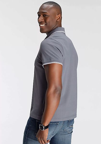 DELMAO Poloshirt, mit modischem Brustlabel - NEUE MARKE günstig online kaufen