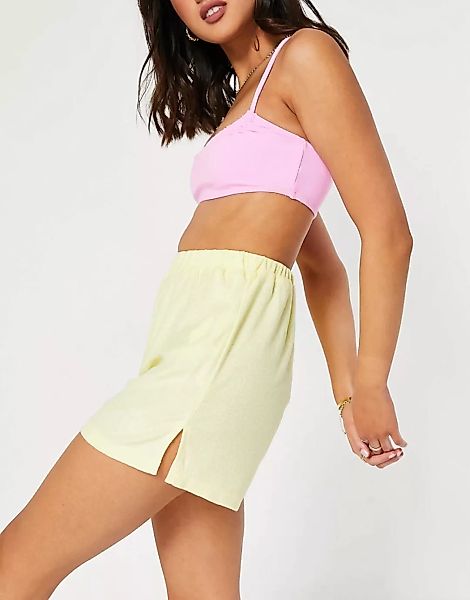 Missguided – Shorts aus Frottee in Zitronengelb, Kombiteil günstig online kaufen