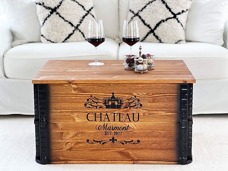 Holztruhe "Chateau" hellbraun massiv Kiefernholz Vintage-Look günstig online kaufen