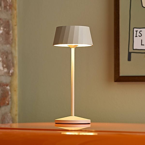 LED-Akku-Tischlampe Facetta, beige, 22 cm, Metall, CCT IP44 günstig online kaufen