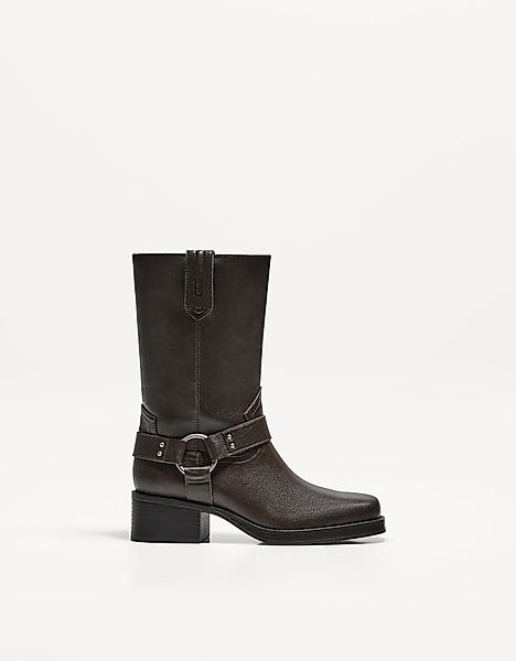 Bershka Flache Bikerstiefel Mit Halbhohem Schaft Damen 35 Braun günstig online kaufen