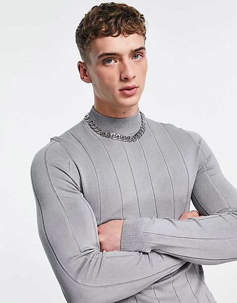 Bershka – Gerippter Pullover mit Rundhalsausschnitt in Grau günstig online kaufen