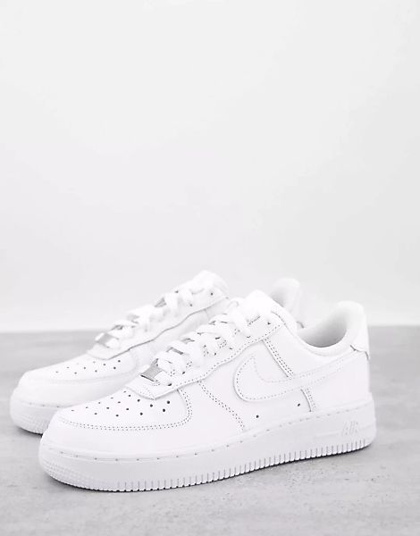 Nike – Air Force 1'07 – Sneaker in Weiß günstig online kaufen